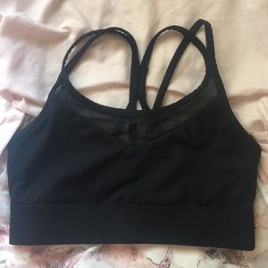 Jessica Simpson the warm up sports bra